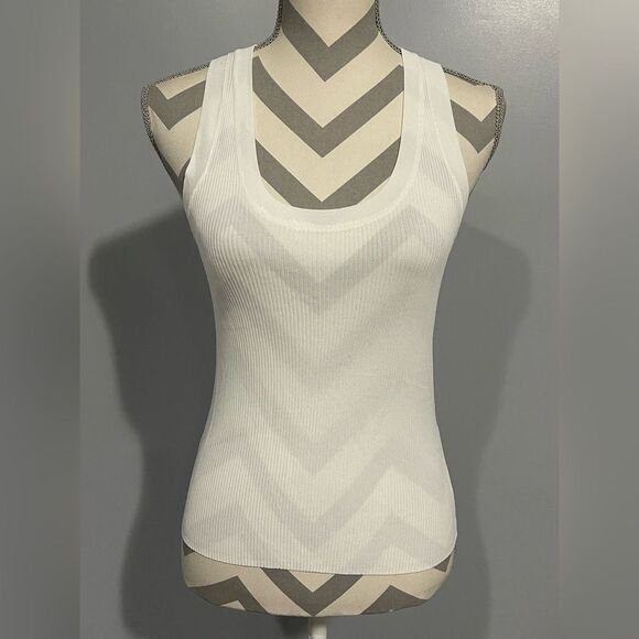 Zara Tops - Zara tank top